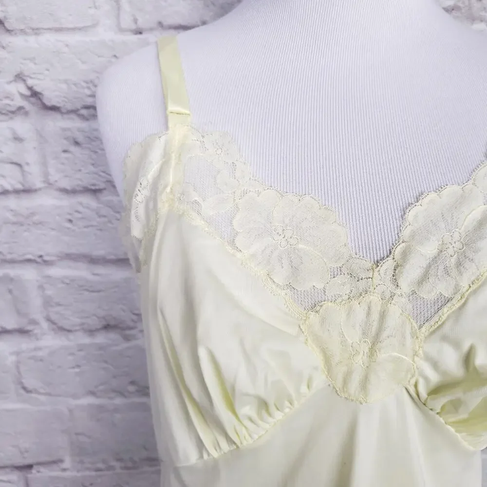 Vintage Heiress Yellow Nylon Full Slip Floral Lace Adjustable Strap 38 Average - Picture 14 of 14
